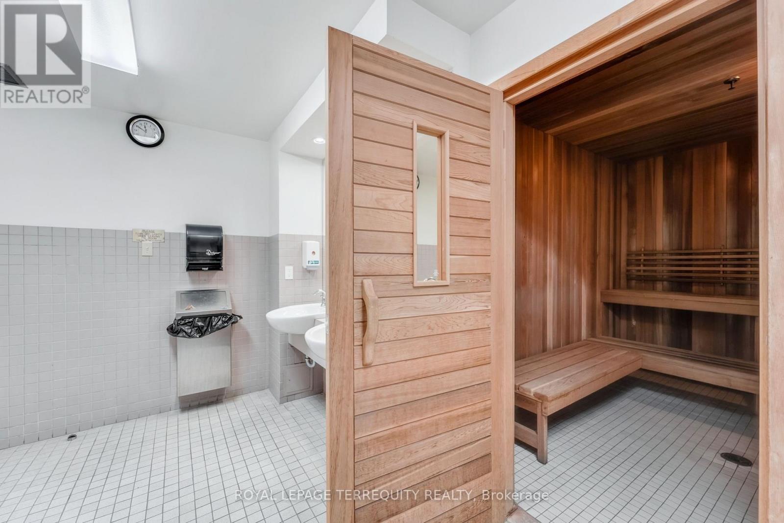#1107 8501 BAYVIEW AVENUE - Image 36