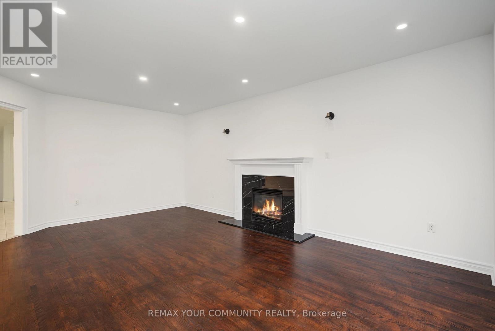 20 FERN AVENUE - 21