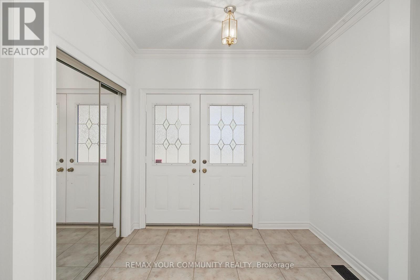 20 FERN AVENUE - 7