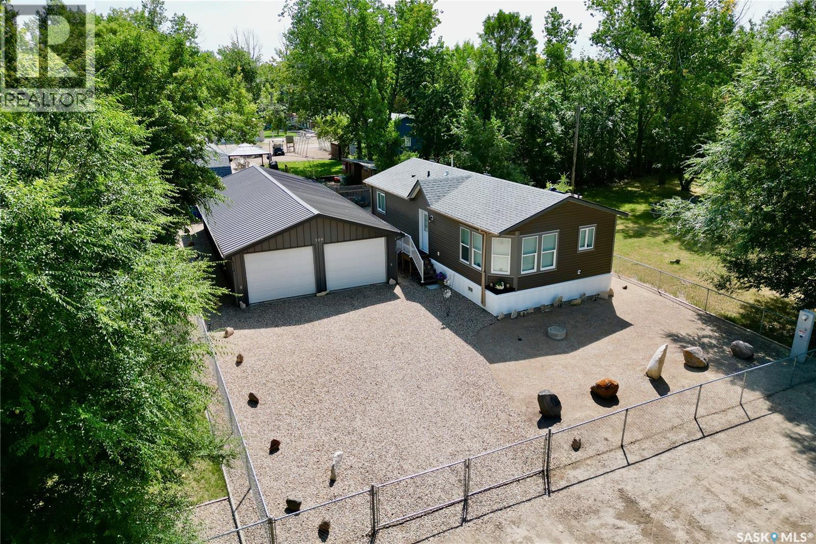 109 Lakeview DRIVE