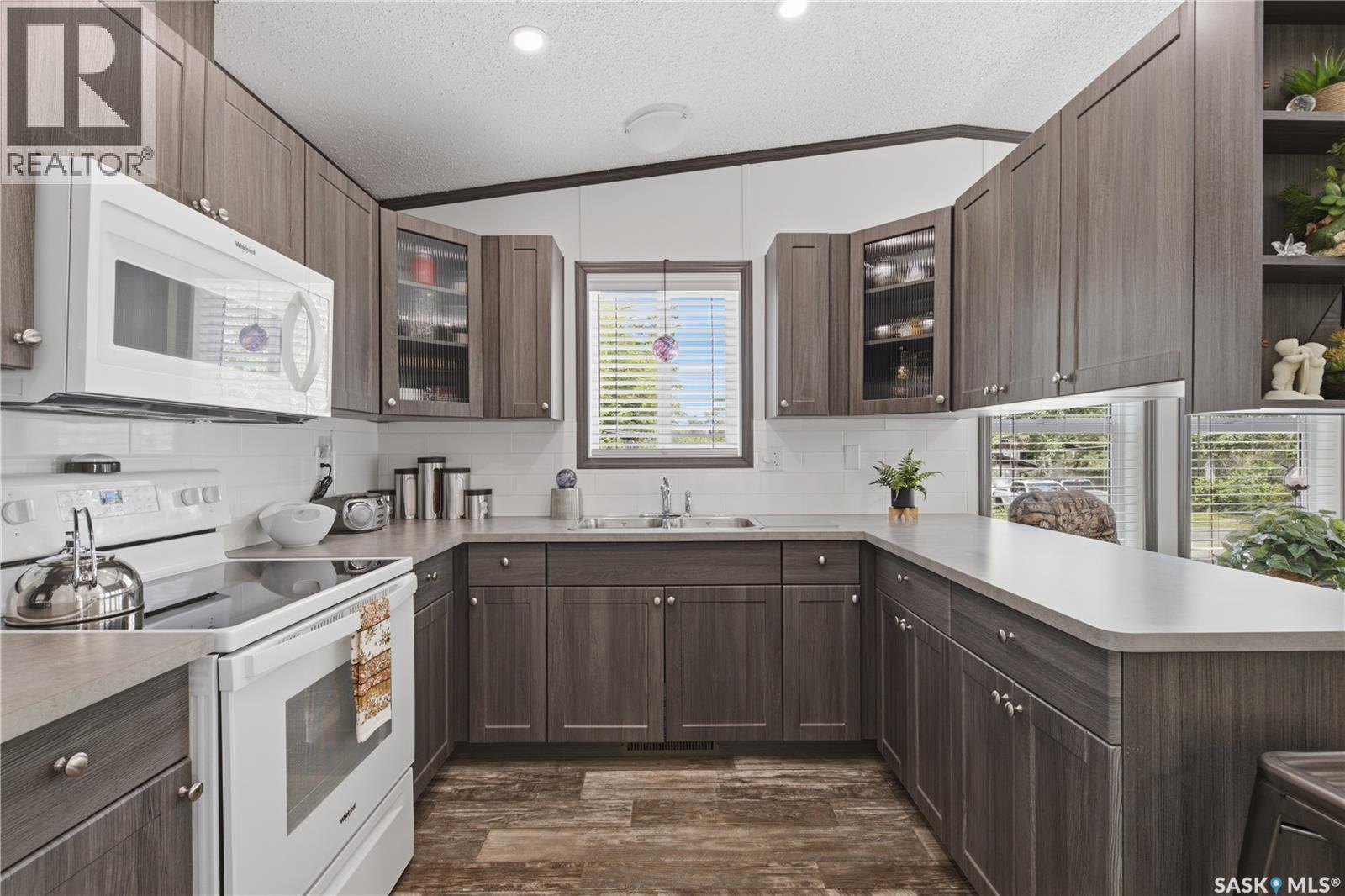 109 Lakeview DRIVE - 11