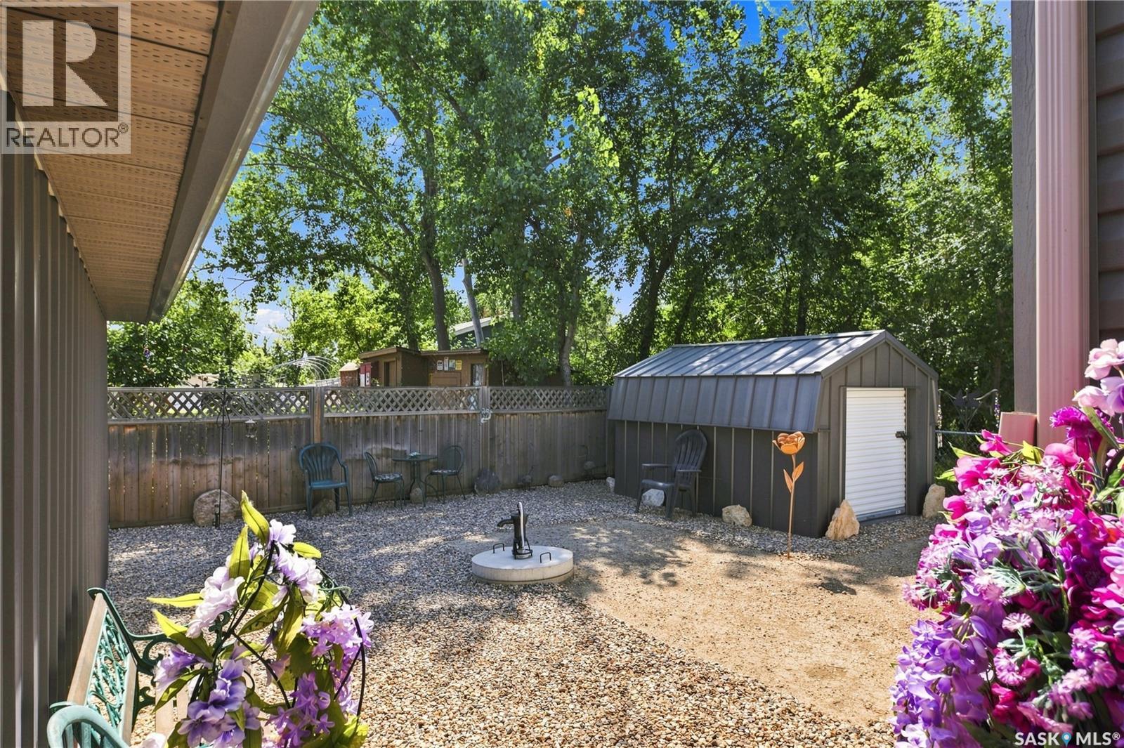 109 Lakeview DRIVE - 22