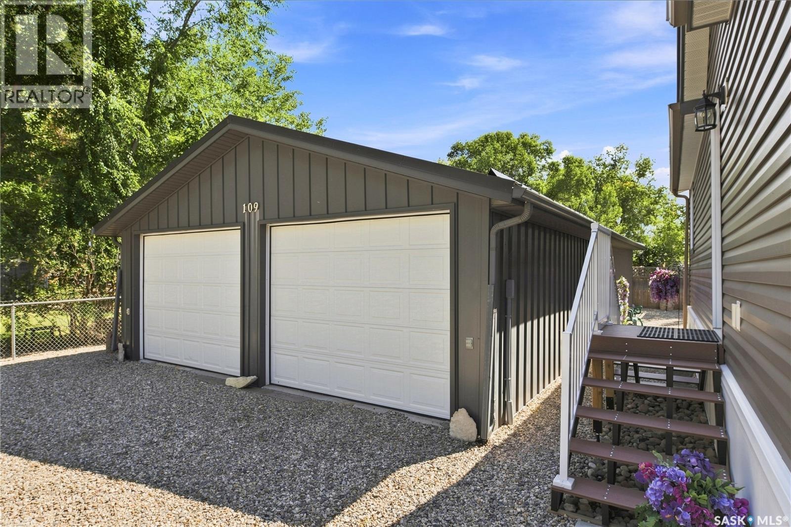 109 Lakeview DRIVE - 25