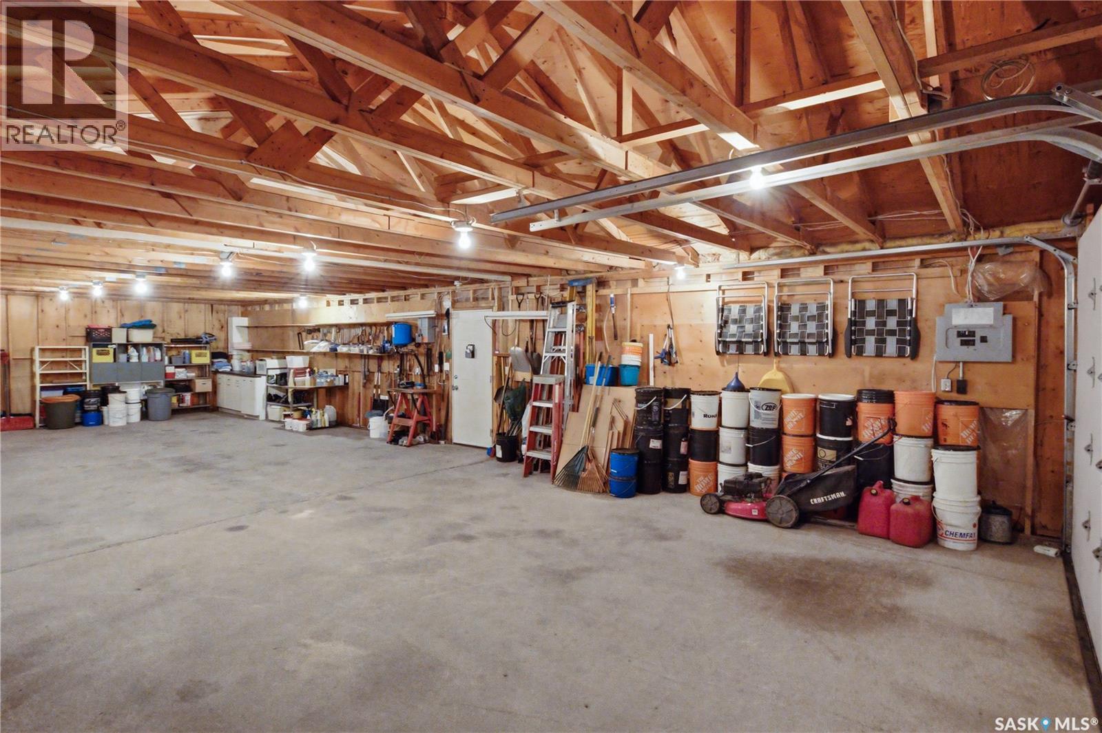 109 Lakeview DRIVE - 28