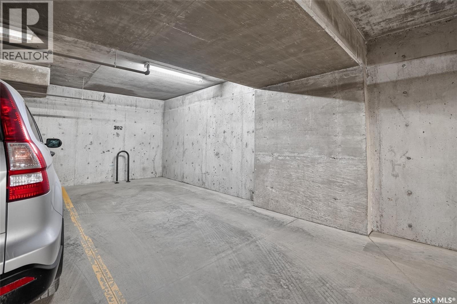 #302 721 8th STREET E - Image 41