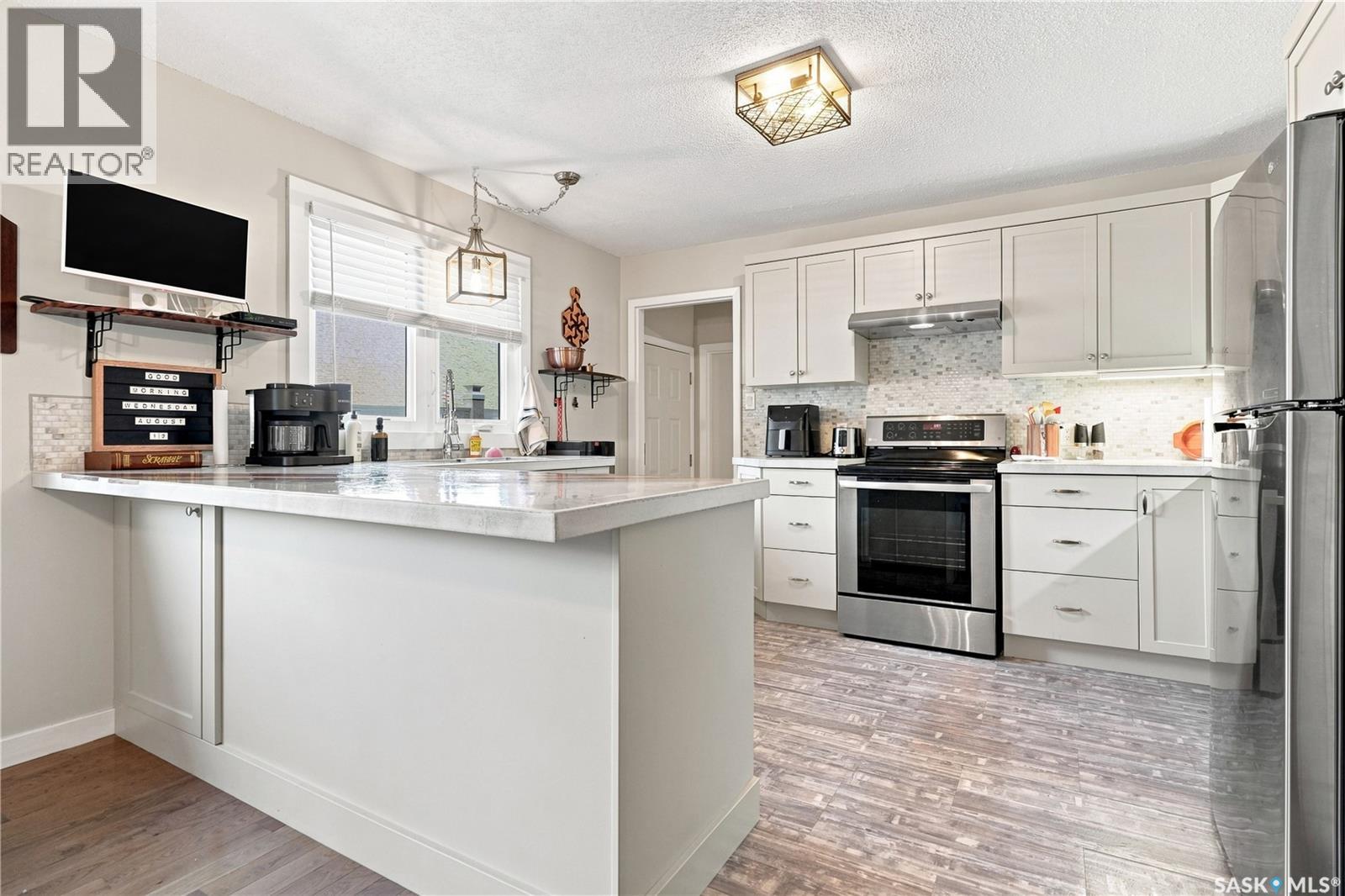 2 Springstein AVENUE - 15