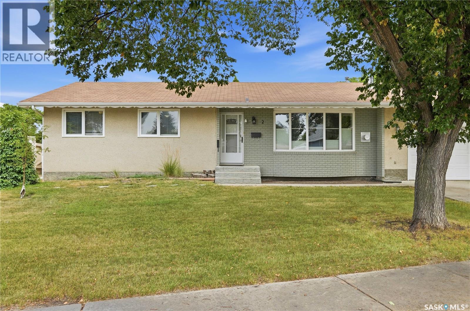 2 Springstein AVENUE - 2