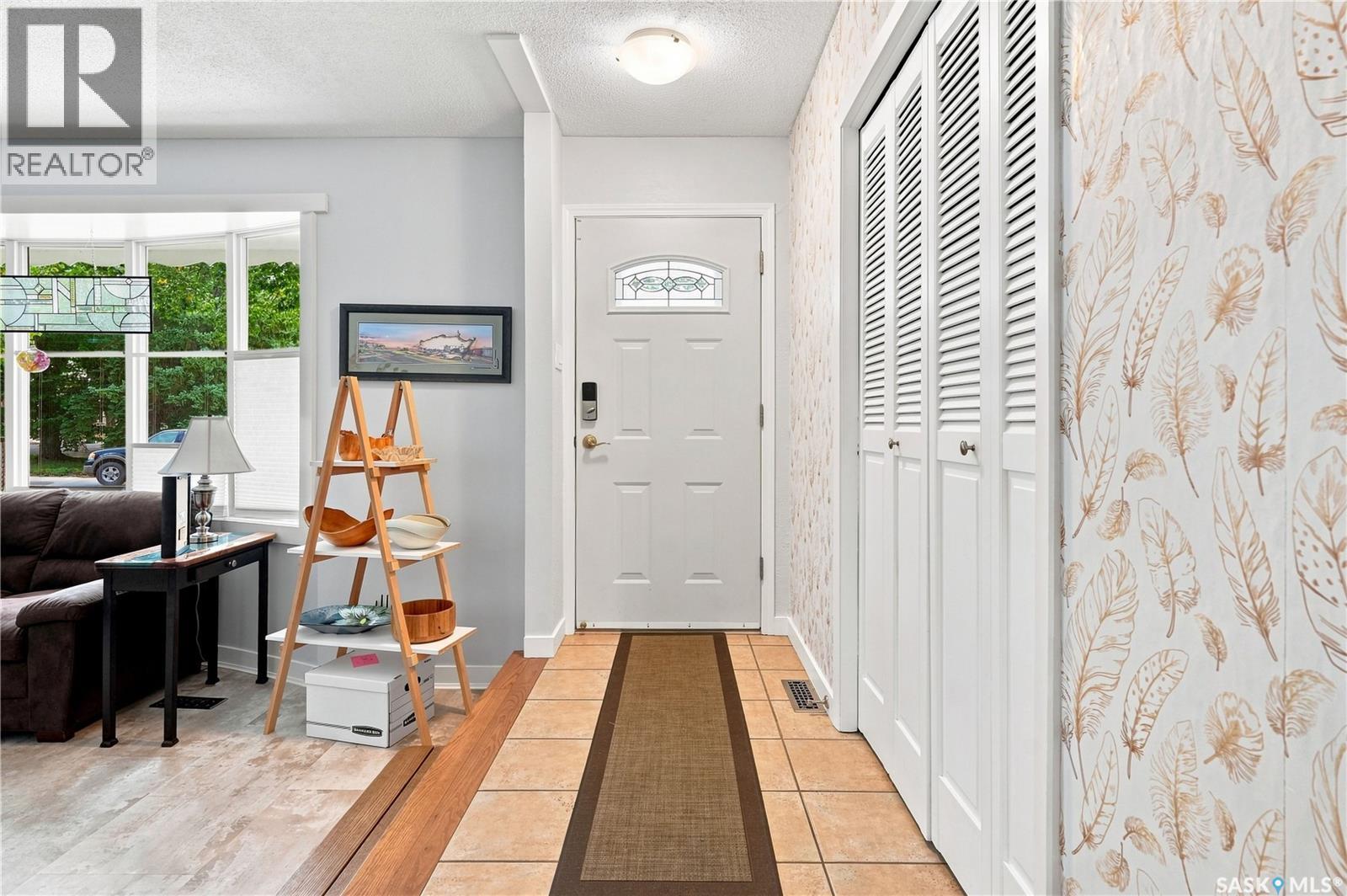 2 Springstein AVENUE - Image 5