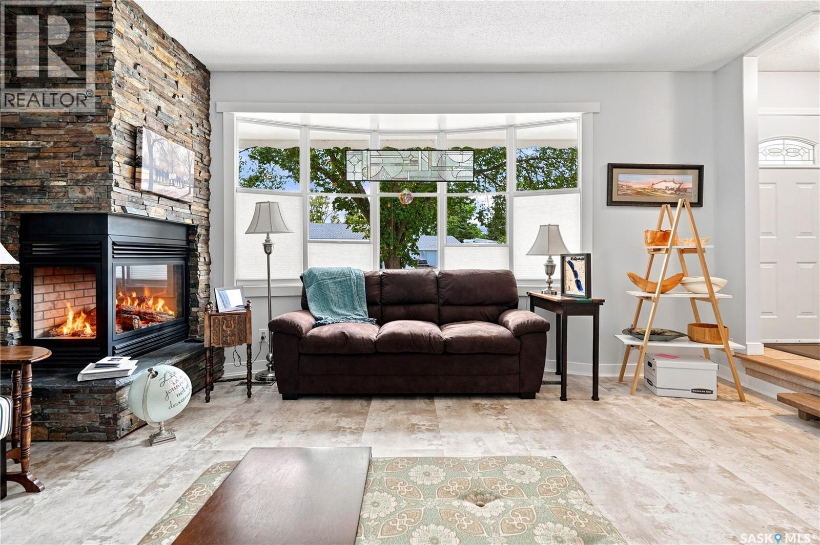 2 Springstein AVENUE - 8