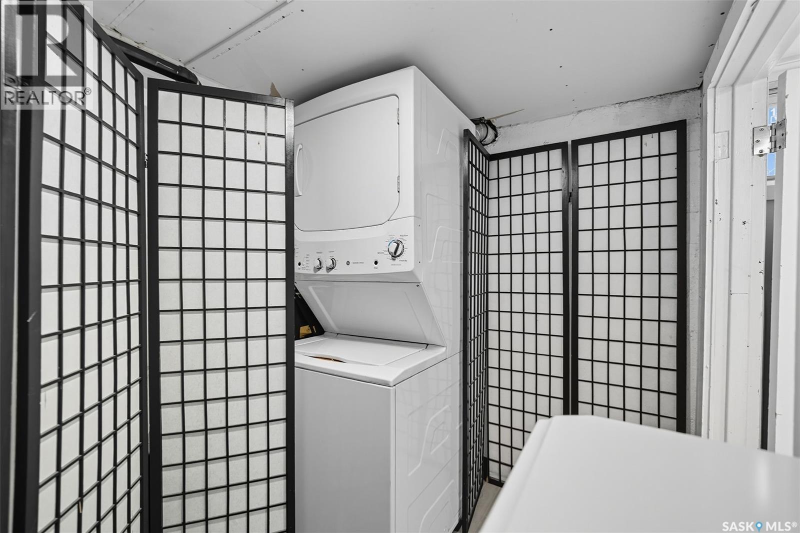 416 Taylor STREET W - Image 15