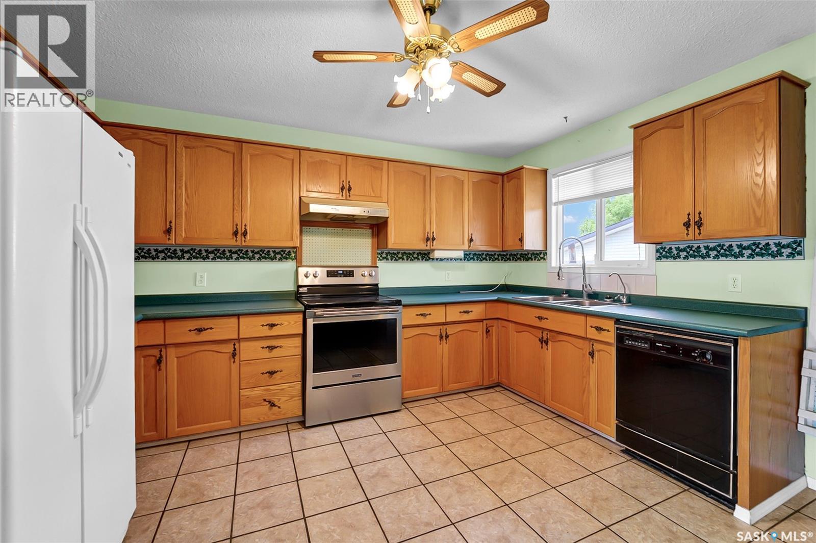 504 4th AVENUE W - Image 13