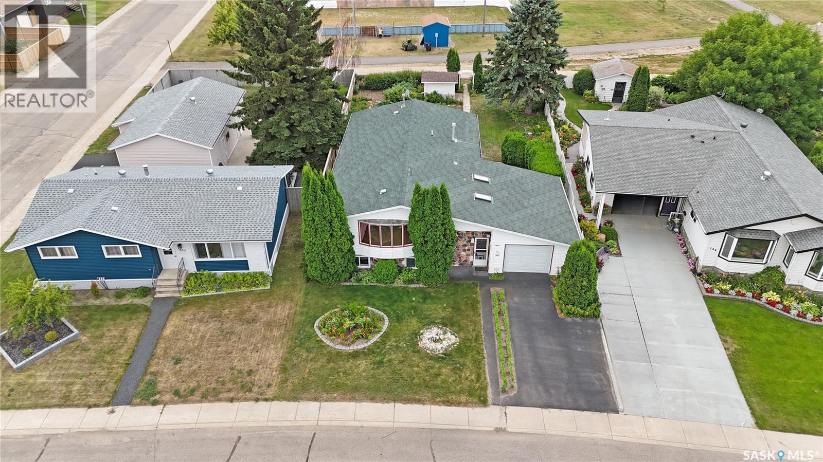 504 4th AVENUE W - 2
