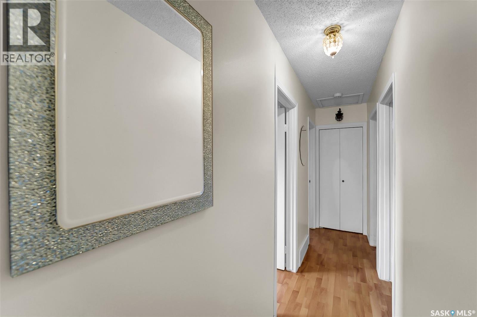 504 4th AVENUE W - 23