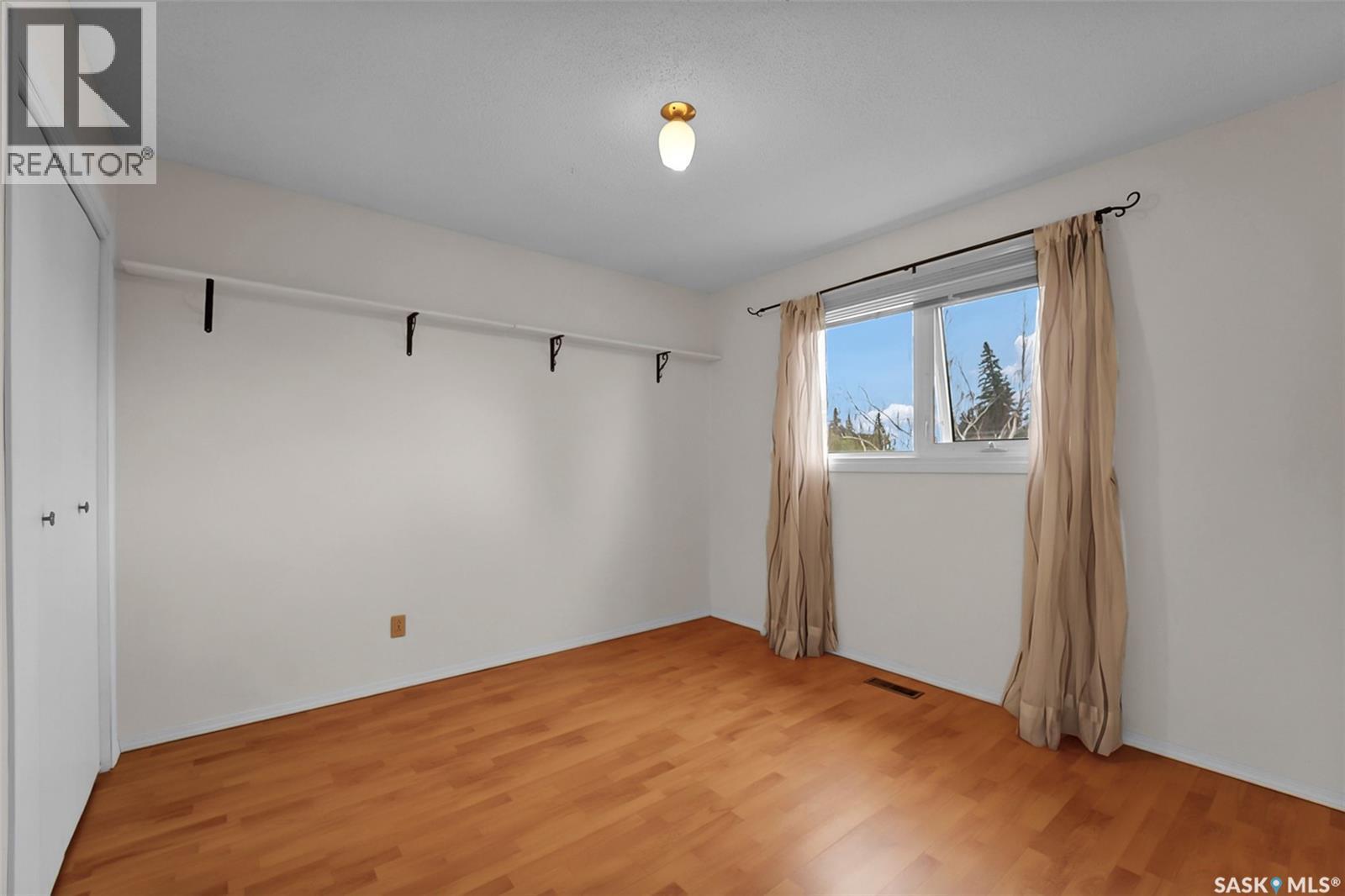 504 4th AVENUE W - Image 26