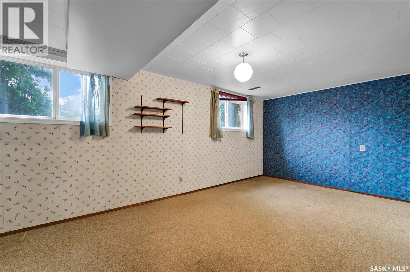 504 4th AVENUE W - Image 32