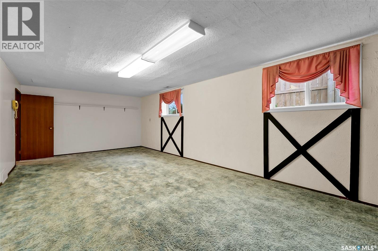 504 4th AVENUE W - Image 36