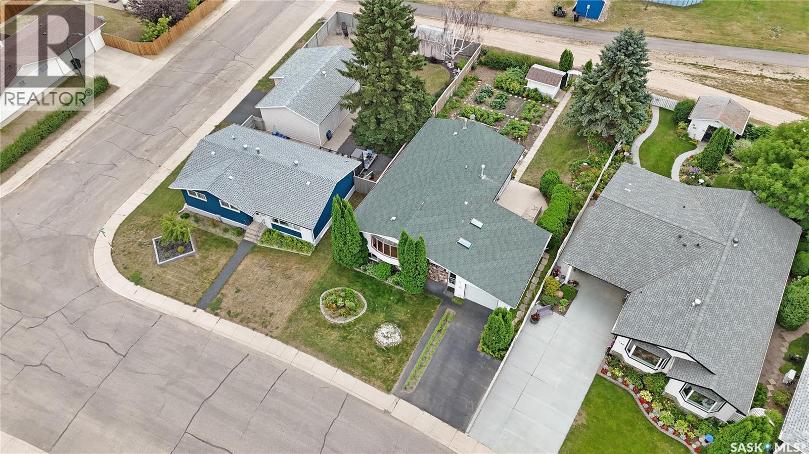 504 4th AVENUE W - 61