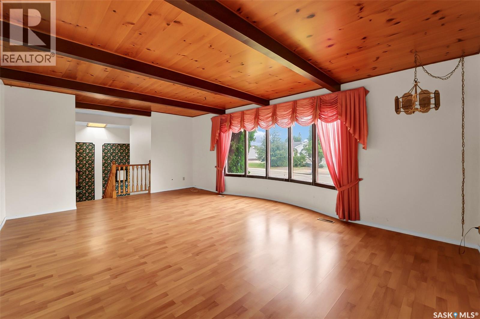 504 4th AVENUE W - Image 9