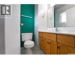 504 4th Avenue W, Biggar, SK S0K0M0 Photo 28