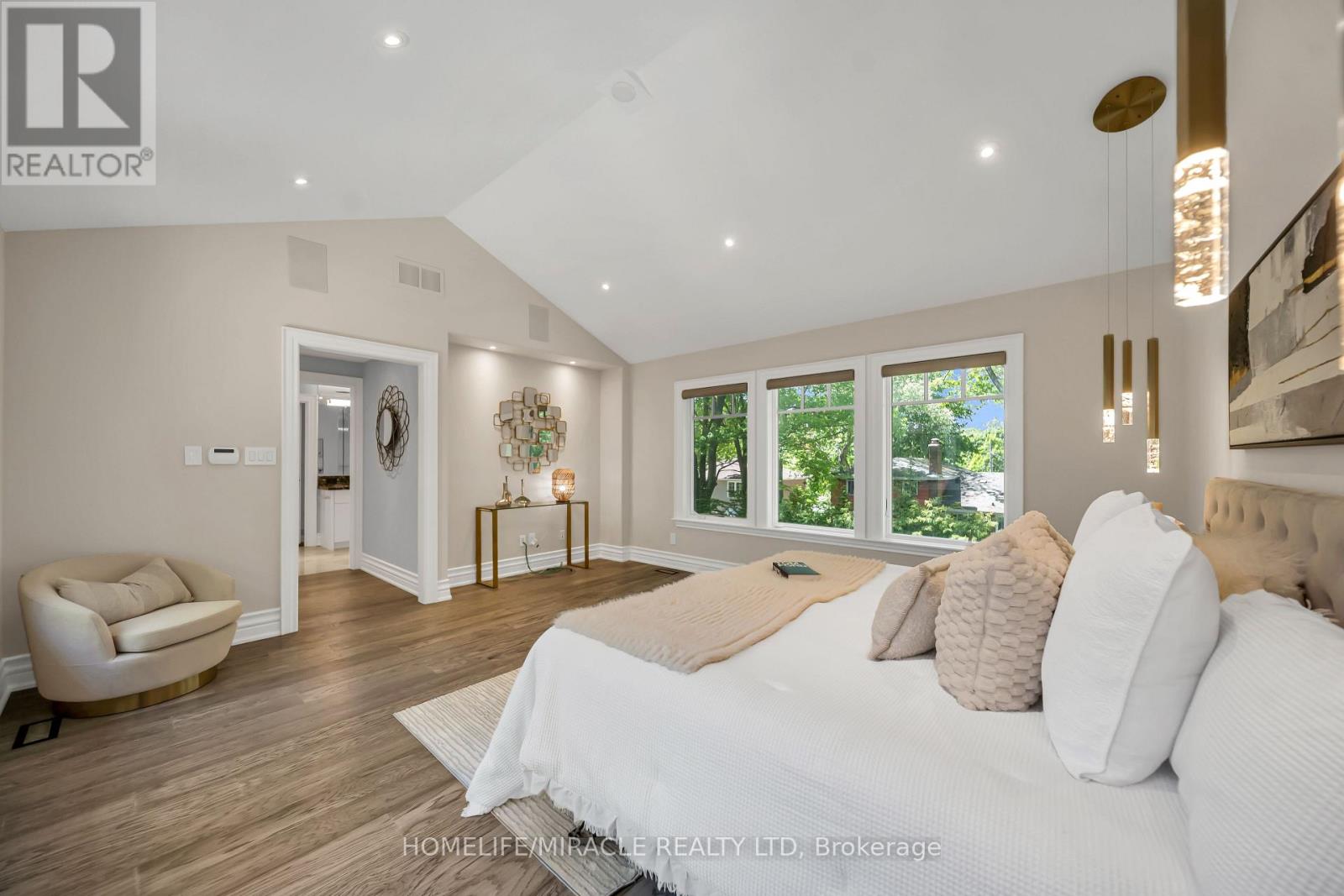 271 OAKHILL ROAD - Image 33