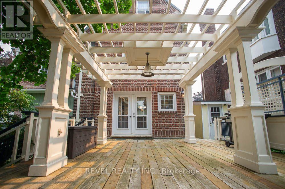 116 DUFFERIN AVENUE - Image 36