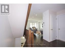19 England Terrace, Hamilton, ON L8J2V7 Photo 17
