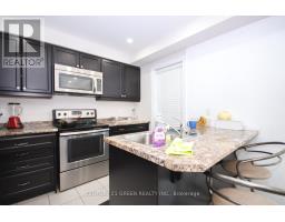 19 England Terrace, Hamilton, ON L8J2V7 Photo 18