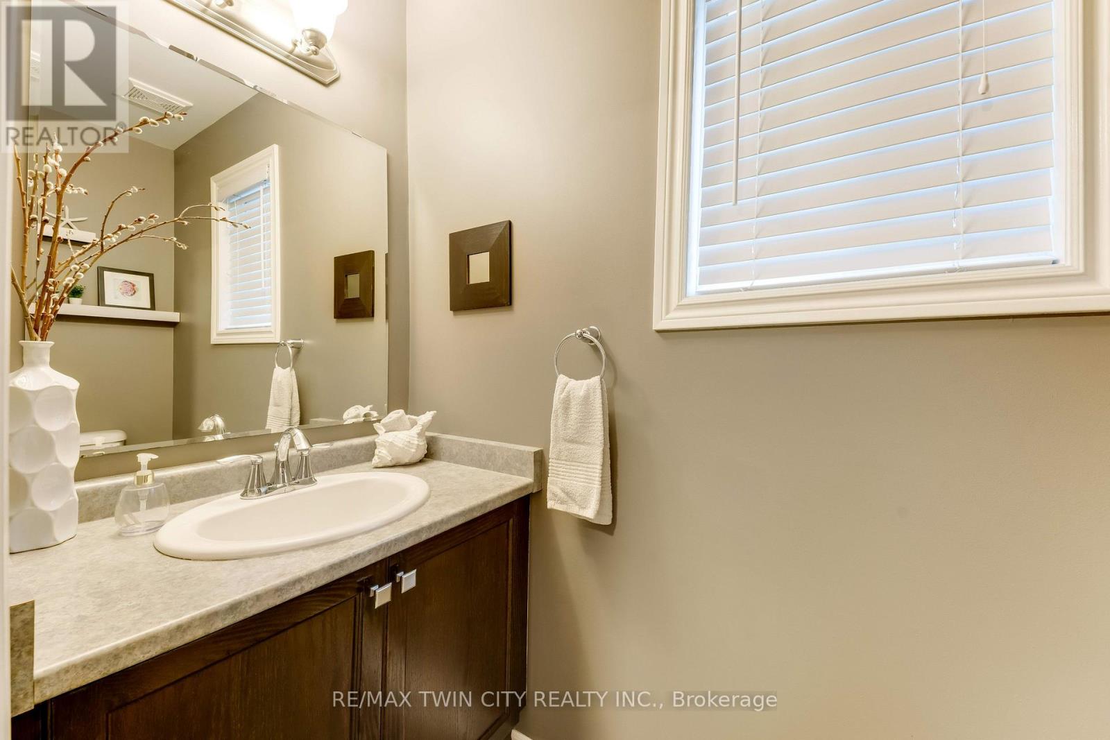 143 RIEHM STREET - 4