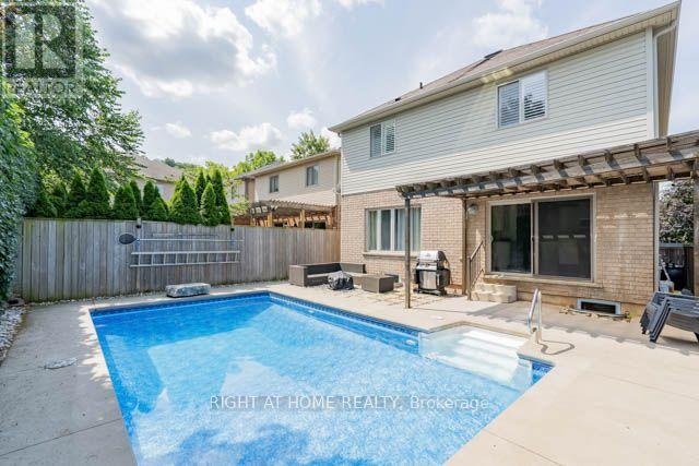 95 HEMLOCK WAY - 33