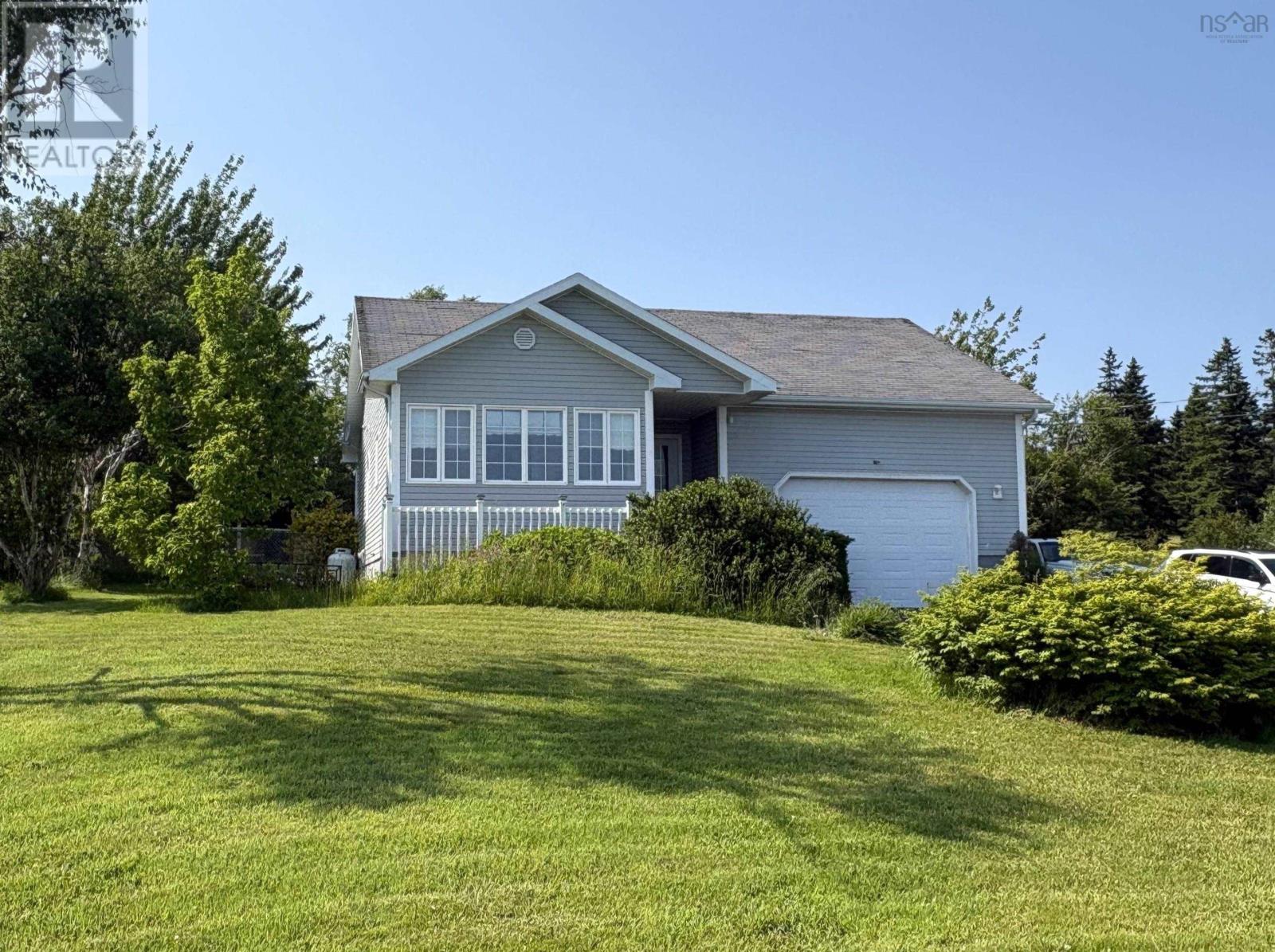 454 HILLSIDE BOULARDERIE Road