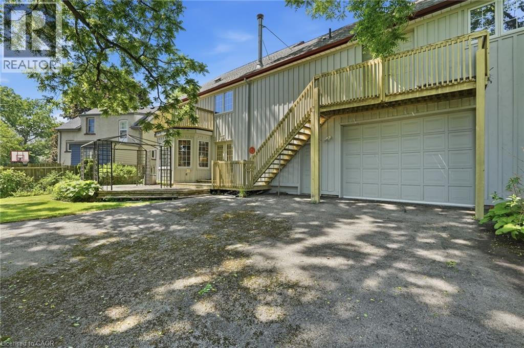 3 ANCASTER Street E - Image 45