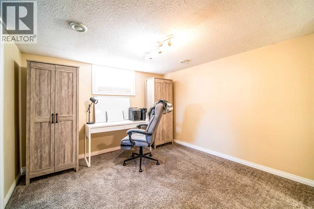 2521 11 Avenue - Photo 20