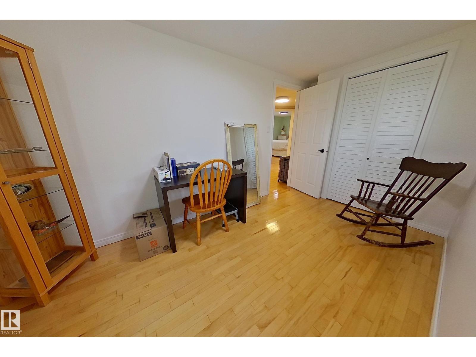 8027 TWP 524 - 31