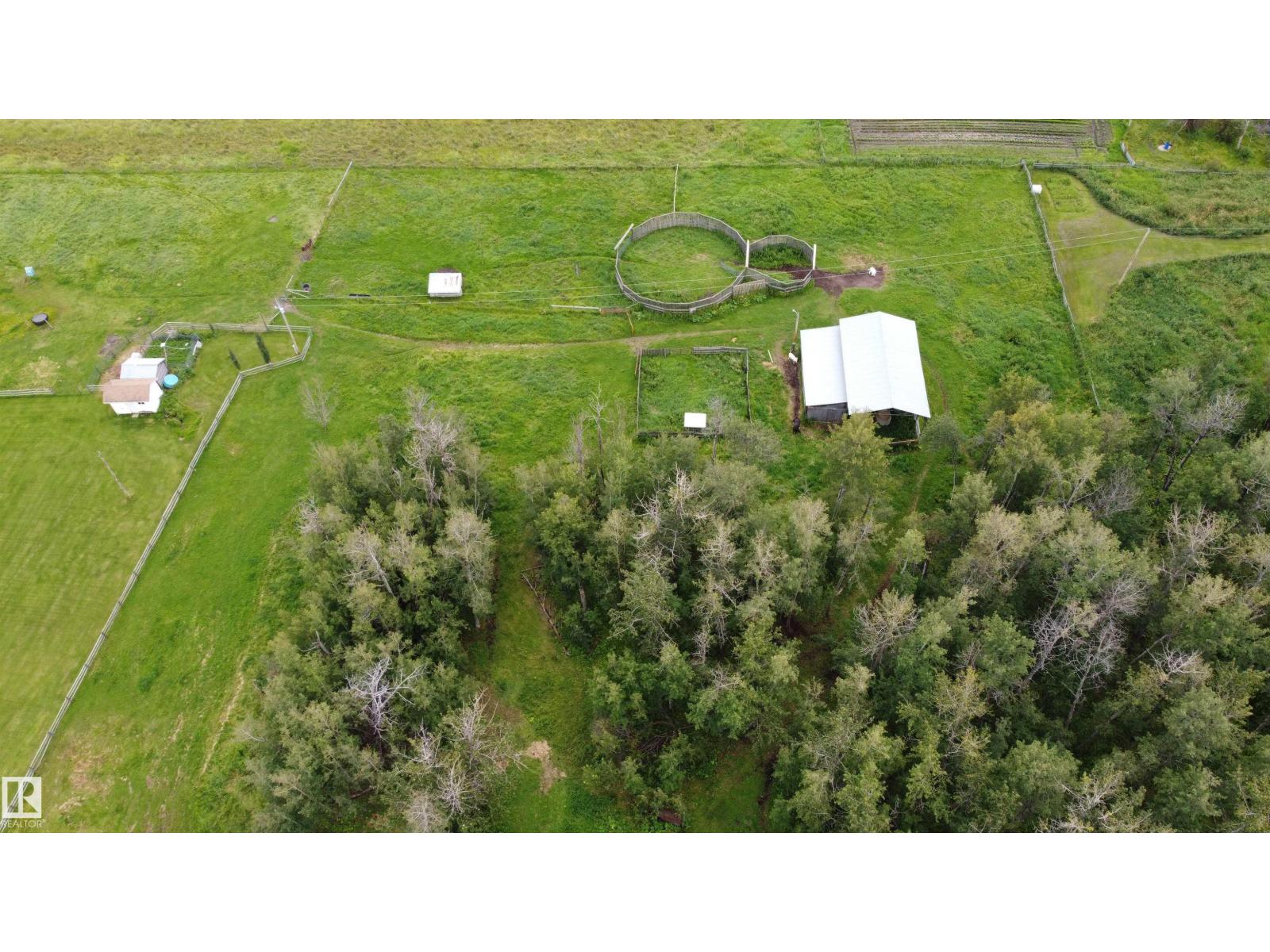 8027 TWP 524 - Photo 36