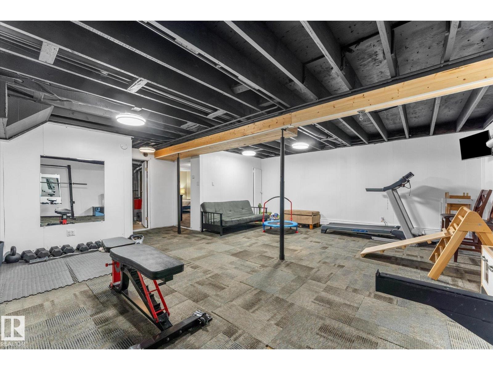 #1 51425 RGE ROAD 271 - 32
