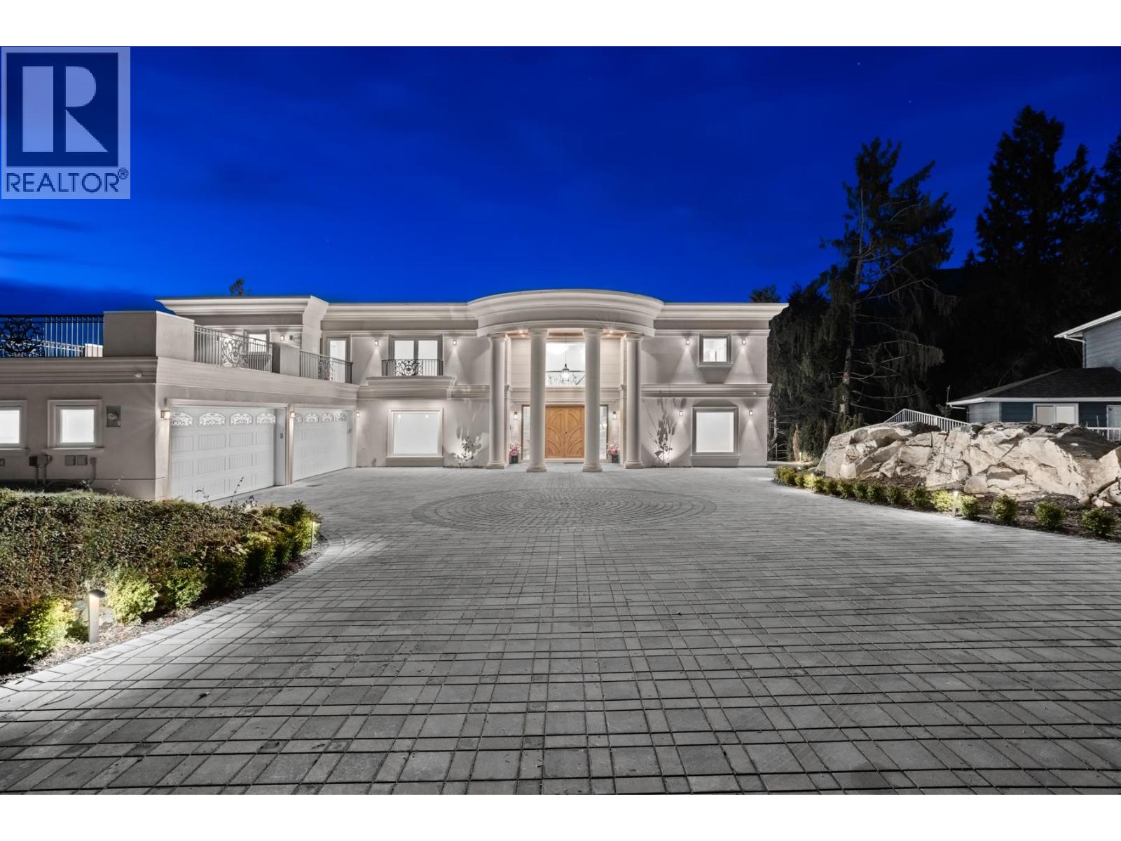 5417 GREENTREE ROAD, West Vancouver
