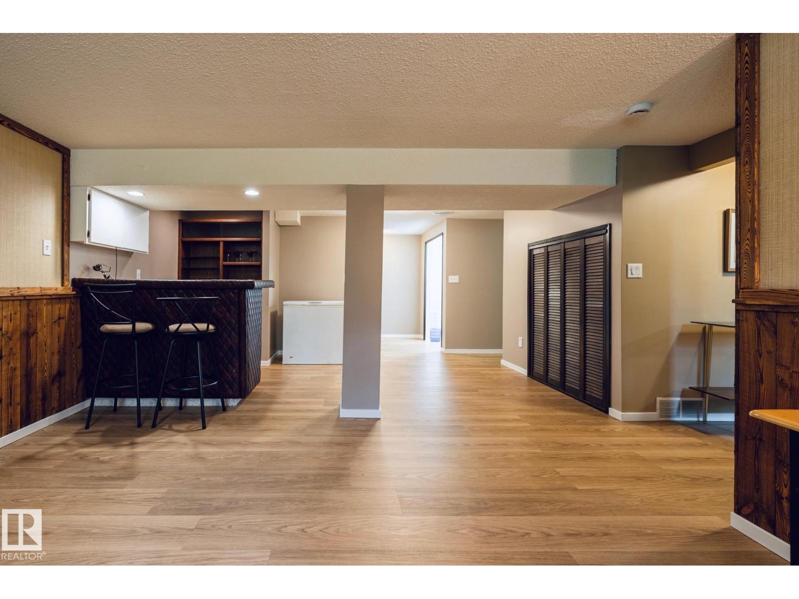 12 AMHERST Crescent - Photo 45