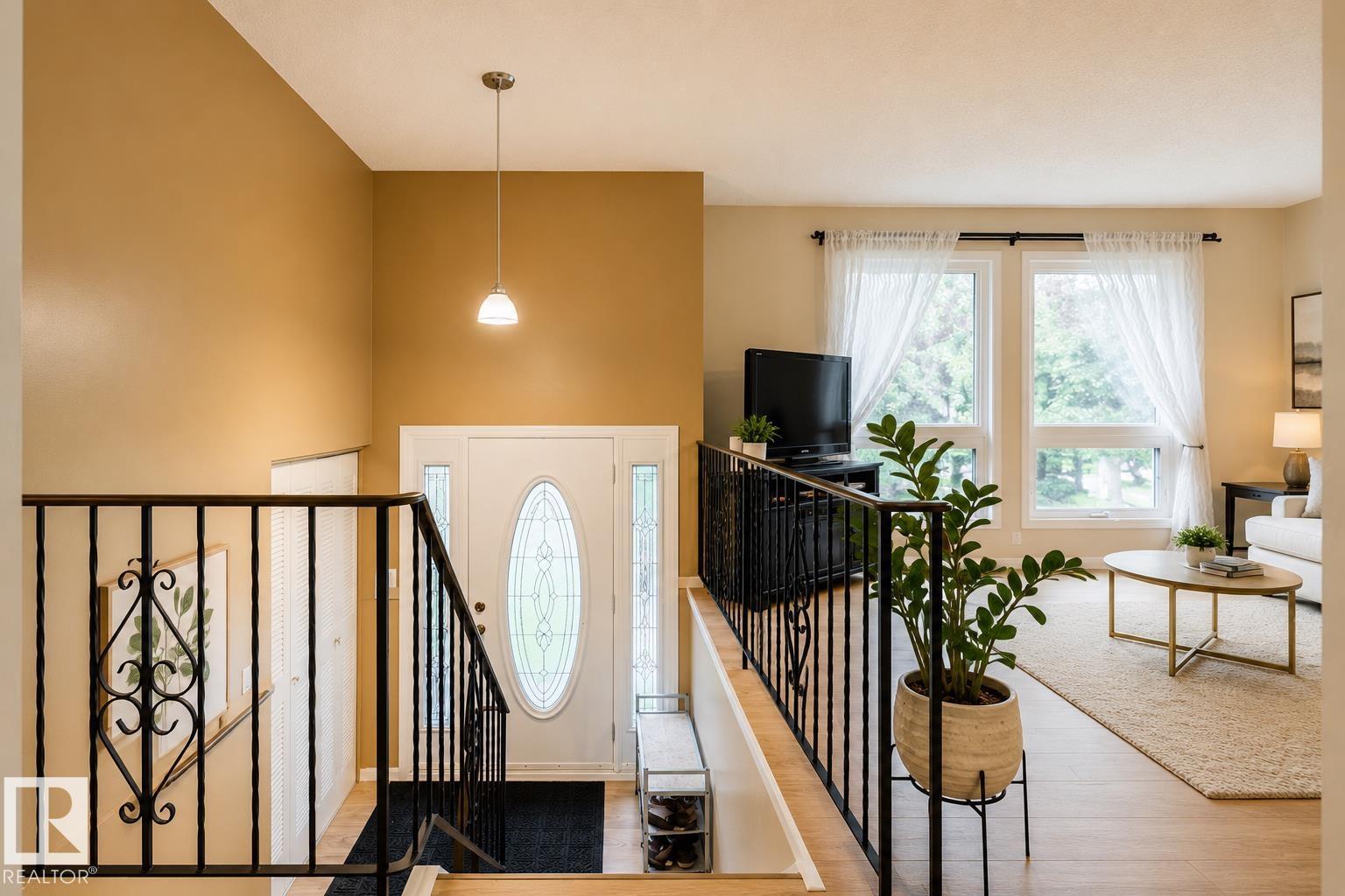 12 AMHERST Crescent - Photo 5