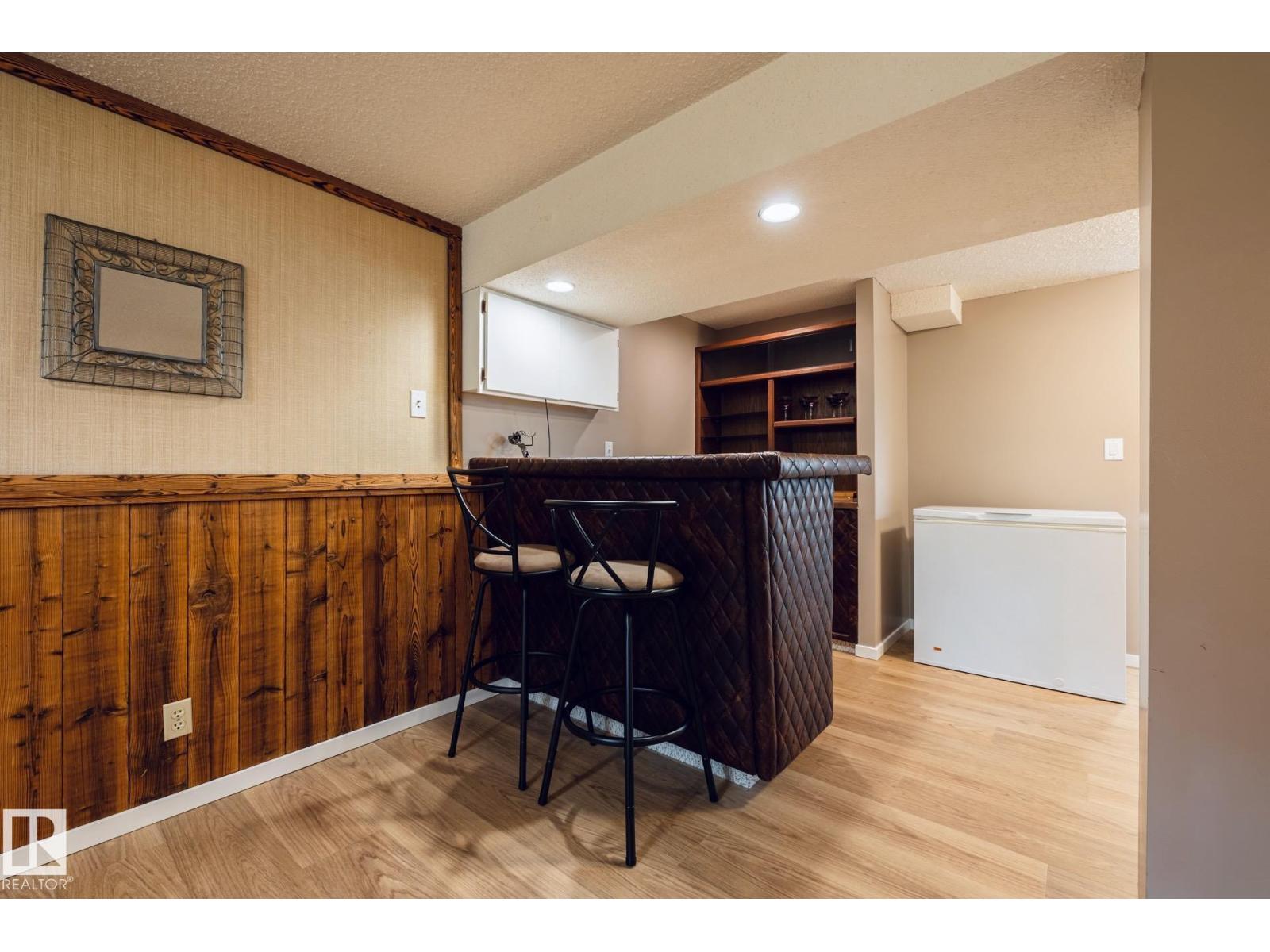 12 AMHERST Crescent - Photo 46