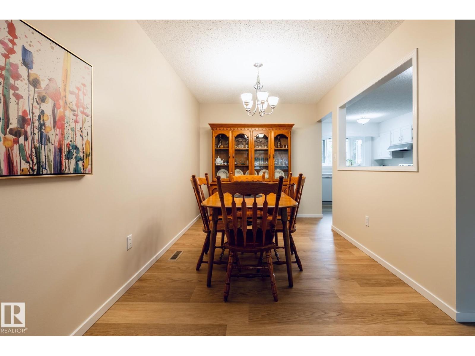 12 AMHERST Crescent - Photo 11