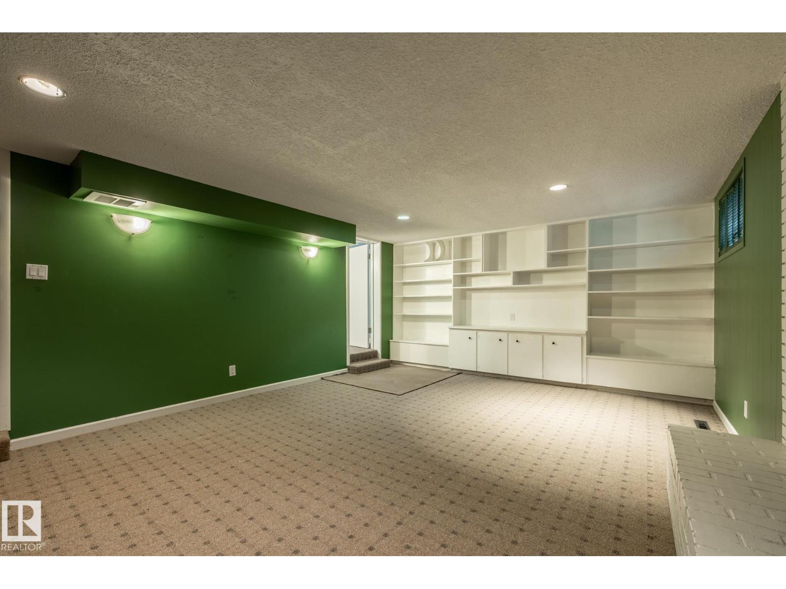7711 139 Street NW - Photo 46