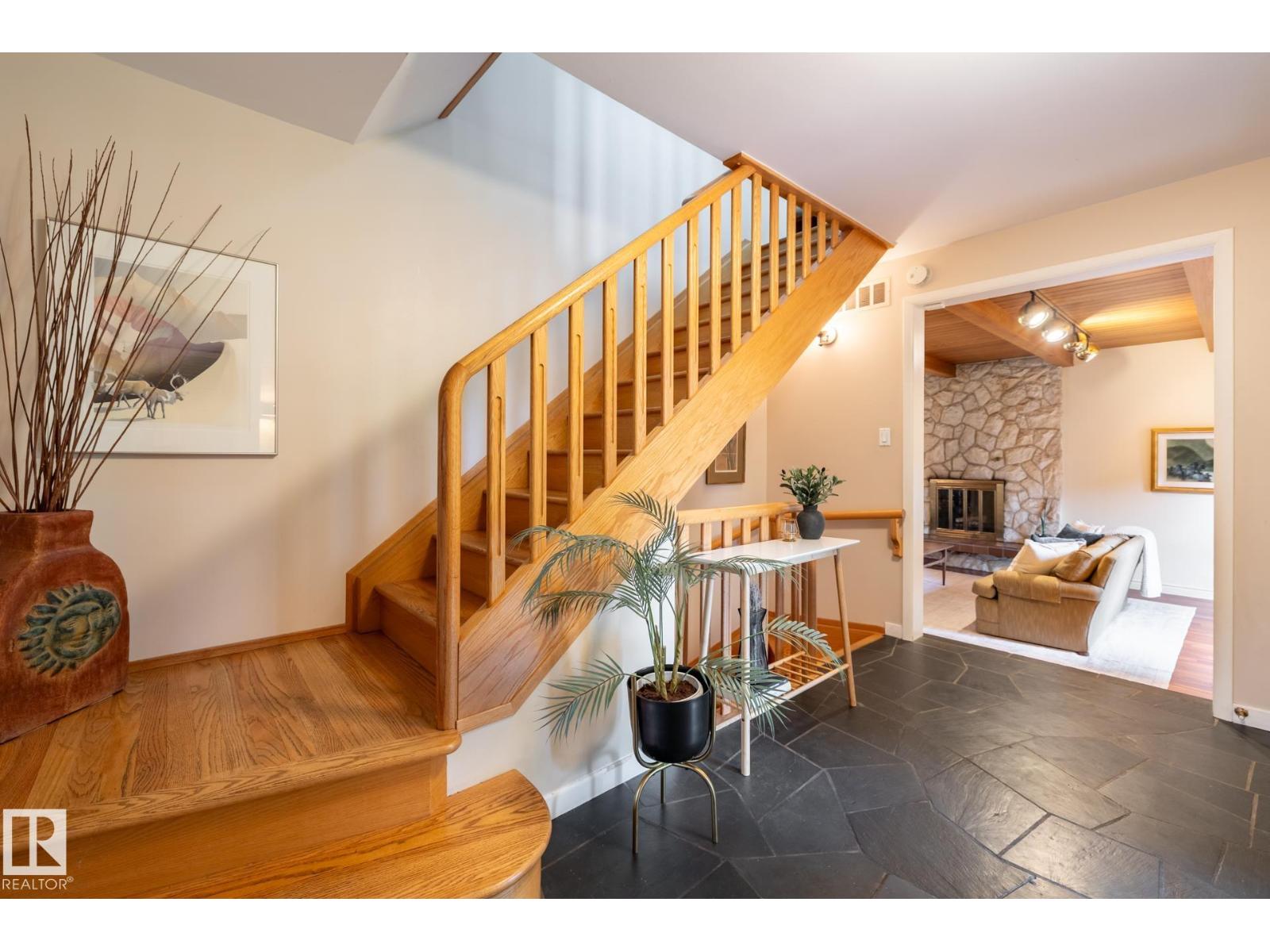 7711 139 Street NW - Photo 34