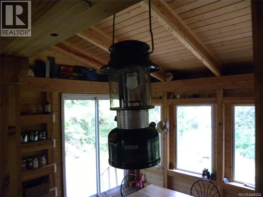 66 SPRING BAY Rd - Image 32