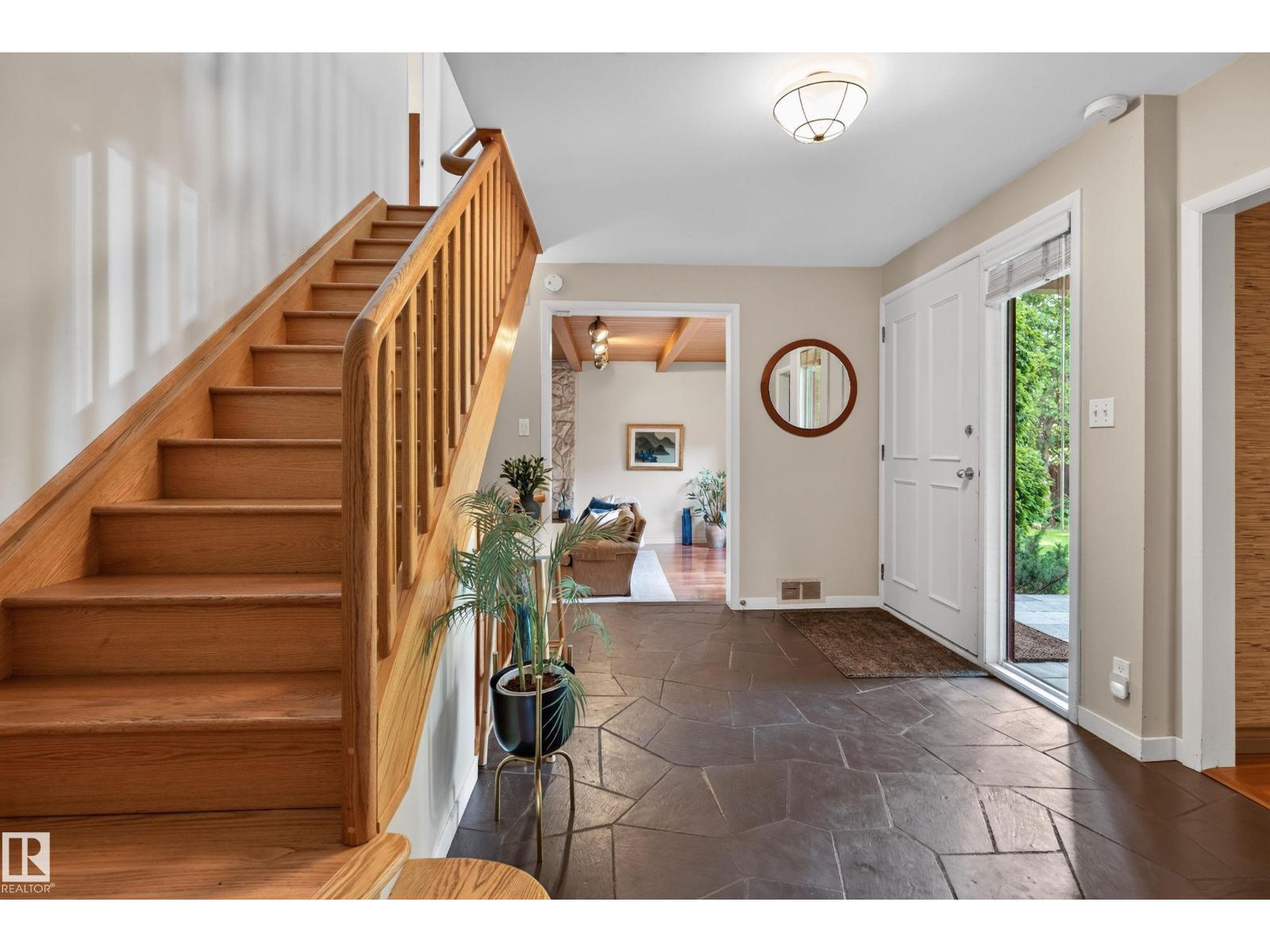 7711 139 Street NW - Photo 5