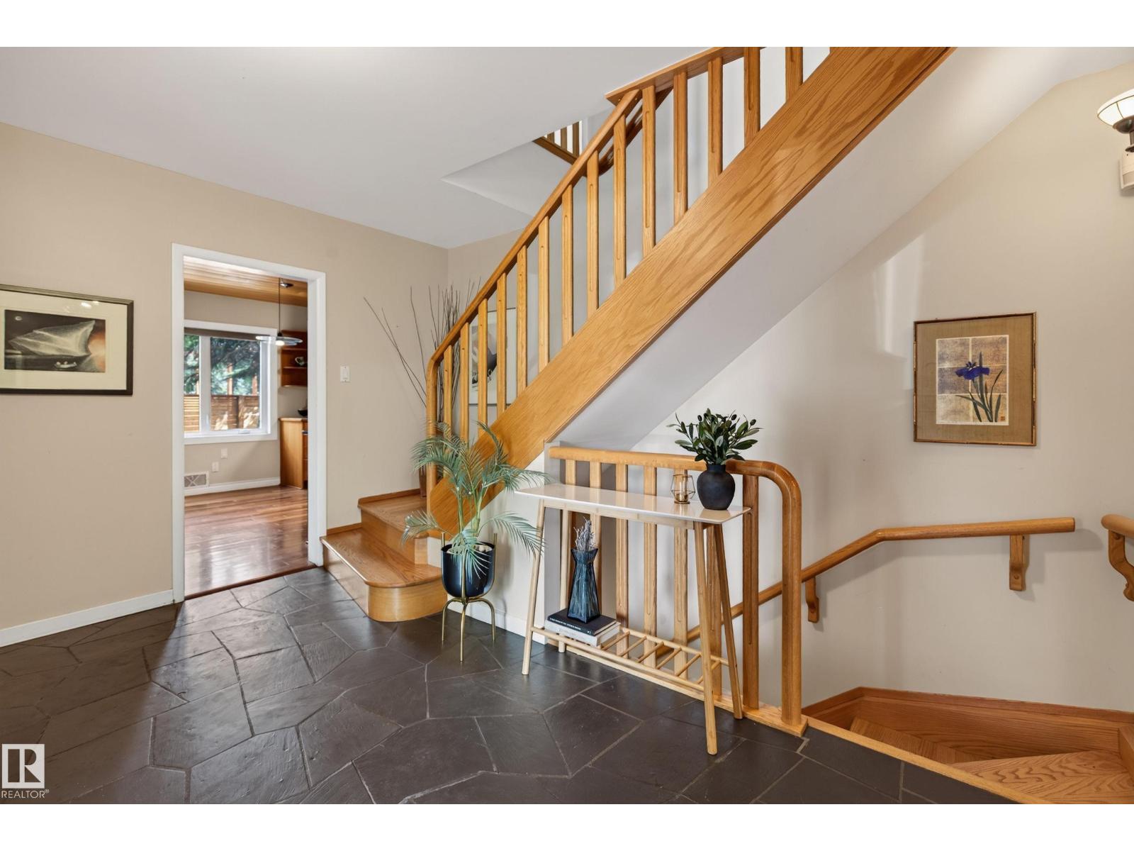 7711 139 Street NW - Photo 43