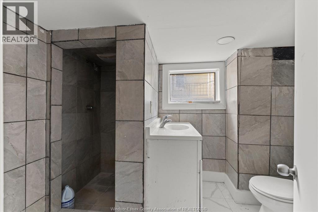 3185 DONNELLY - Image 19