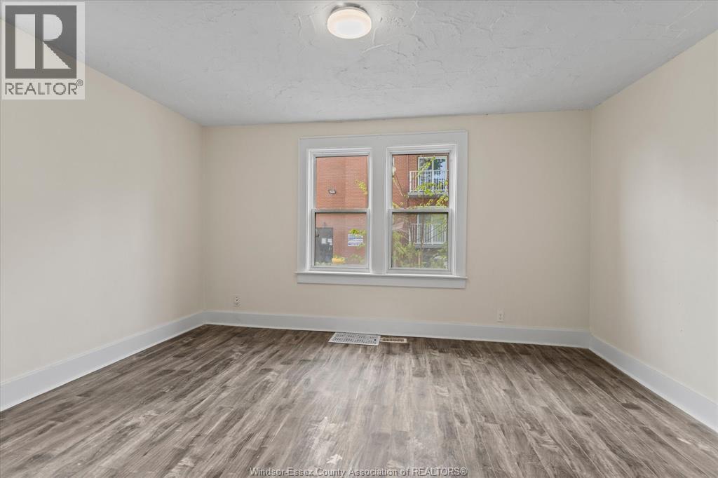 3185 DONNELLY - 24
