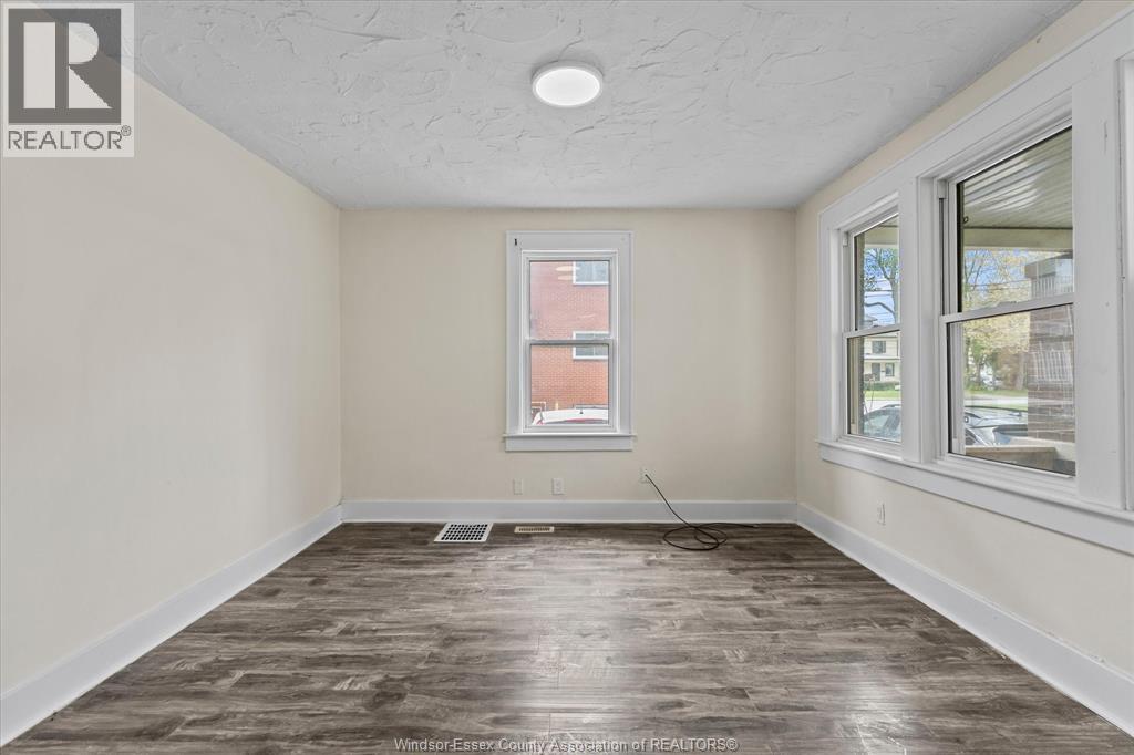 3185 DONNELLY - Image 27