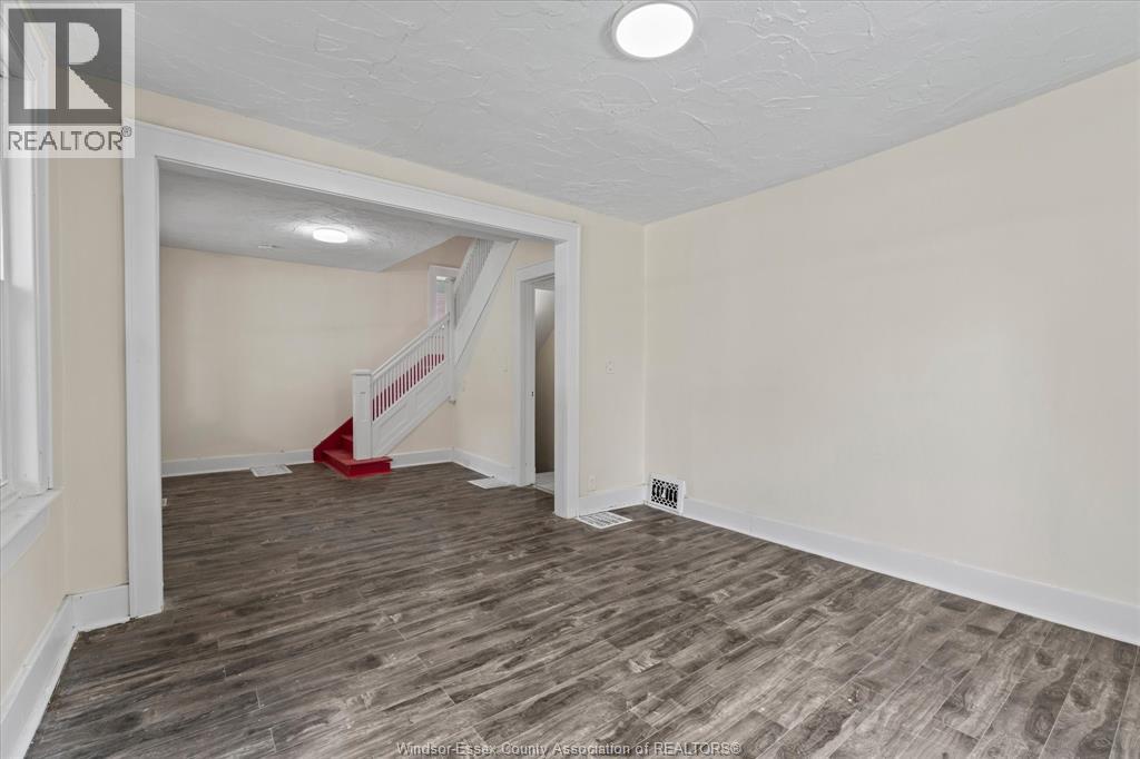 3185 DONNELLY - Image 29