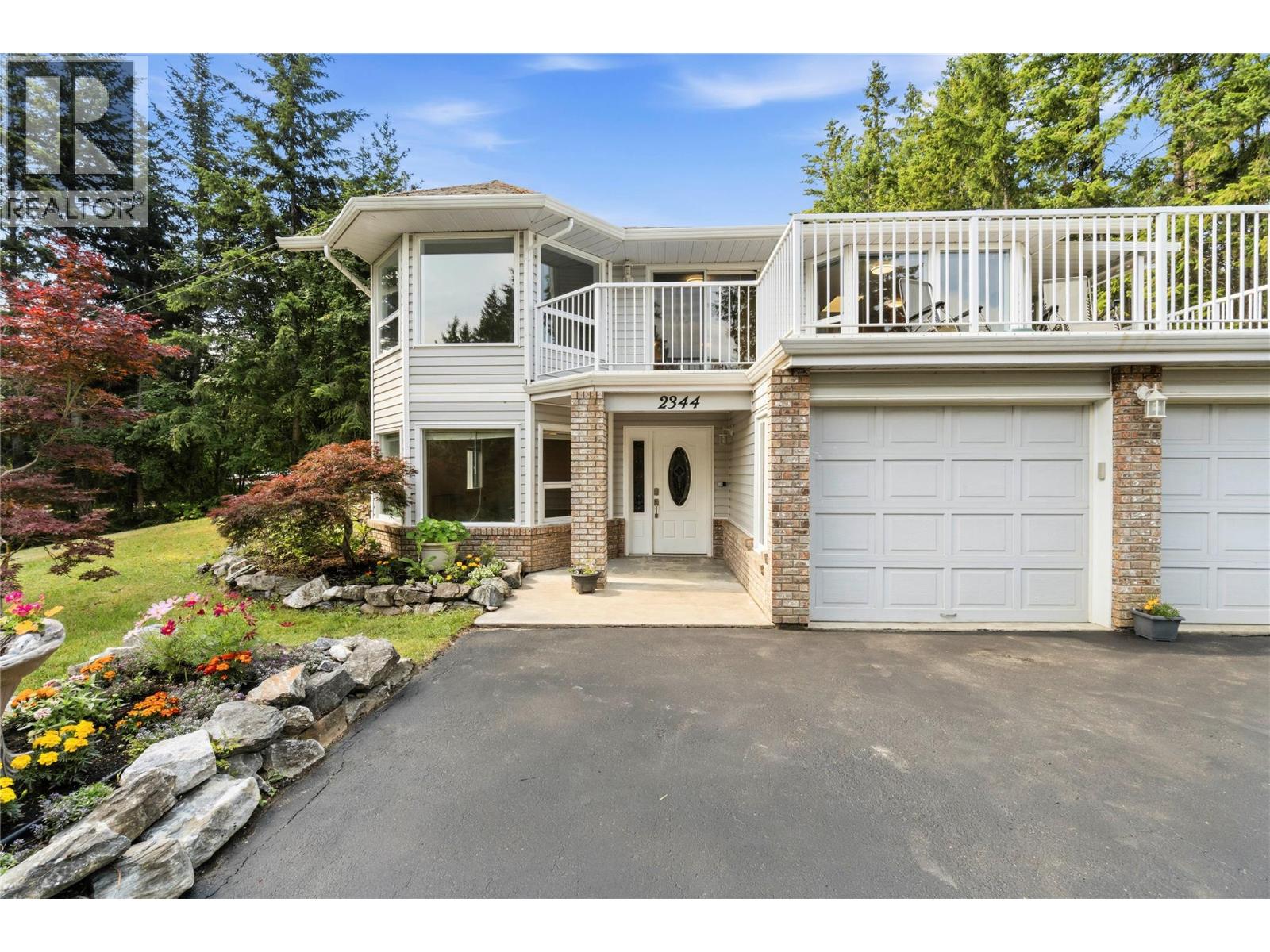 2344 Pleasant Dale Road, Blind Bay